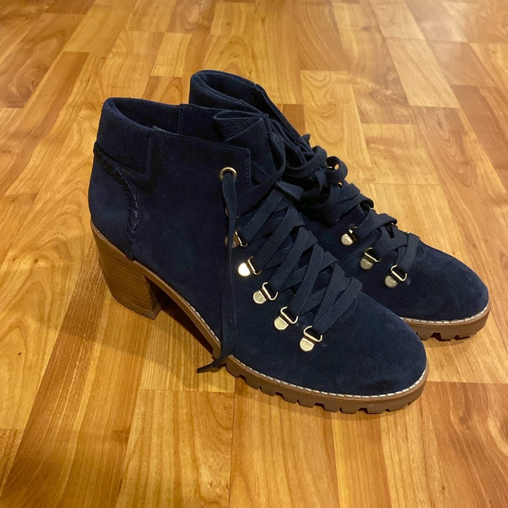 Jack Rogers Poppy Flannel Hiker lug boots 7.5